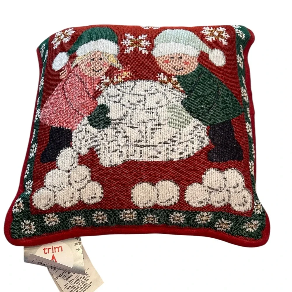 New Vintage Needlepoint Throw Pillow Christmas Holiday Decor Winter Snow Day